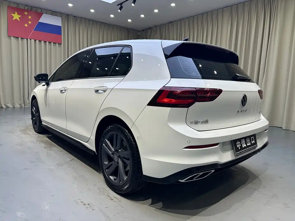 Volkswagen Golf 2023