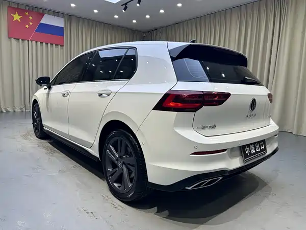 Volkswagen Golf 2023