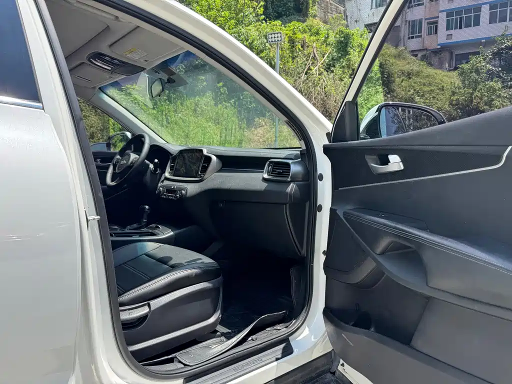 Kia Sorento 2017 — фото 22
