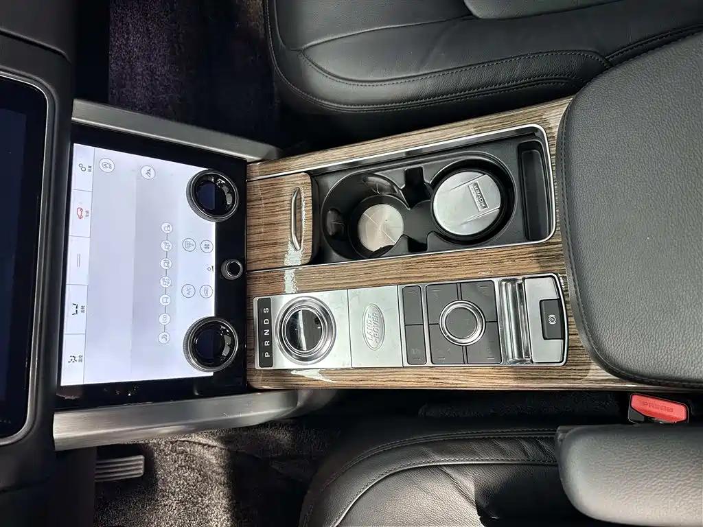 Land Rover Range Rover 2020 — фото 10