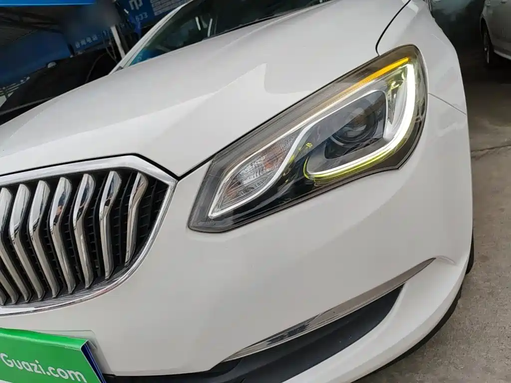 Buick Excelle 2016 — фото 24