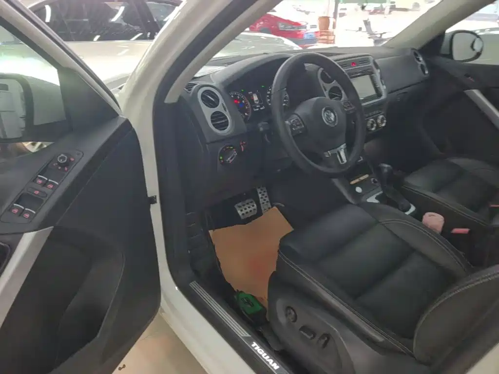 Volkswagen Tiguan 2016 — фото 16