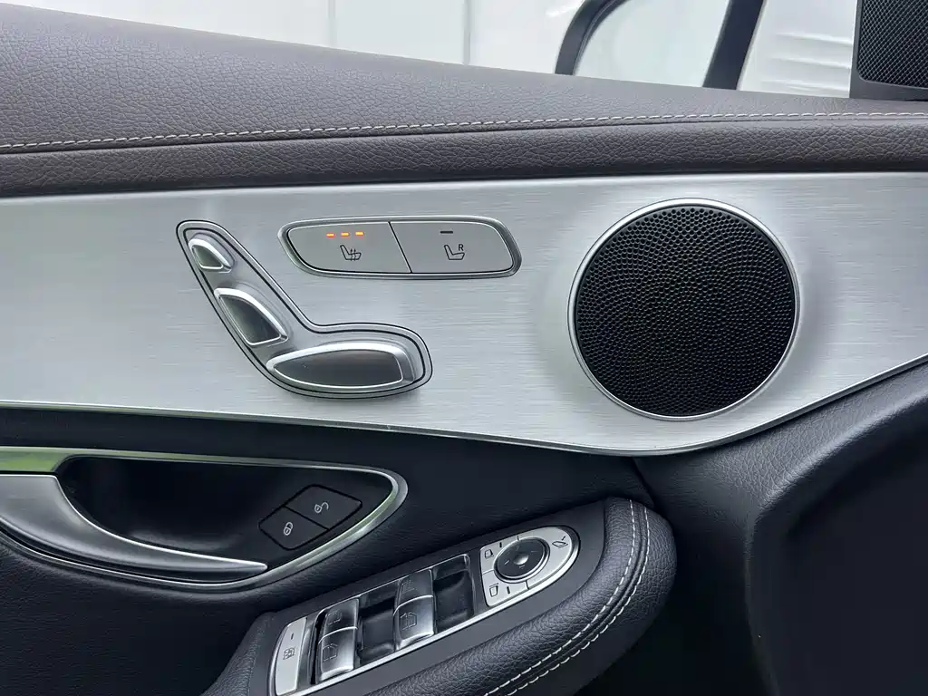 Mercedes-Benz GLC 2022 — фото 23