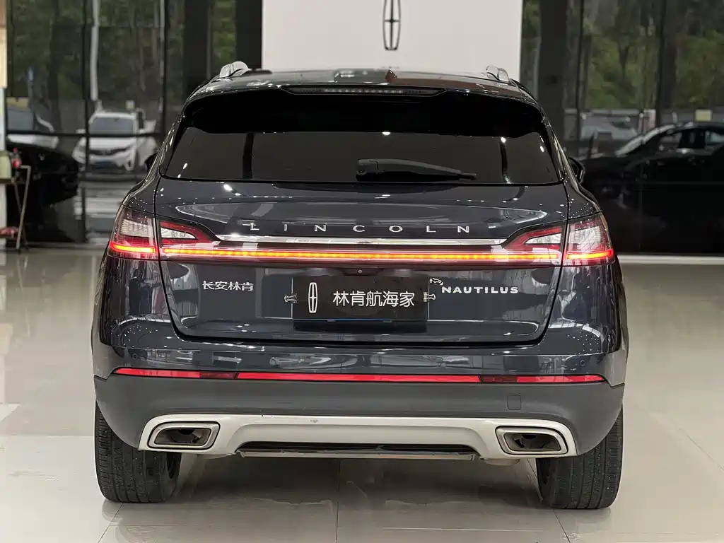 Lincoln Nautilus 2022
