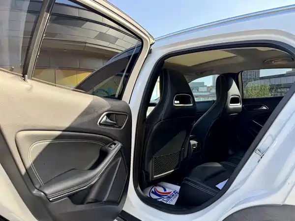 Mercedes-Benz GLA 2019