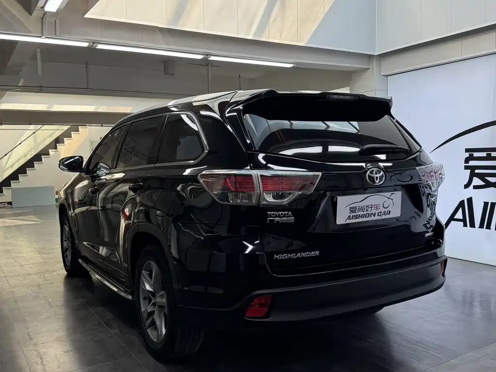Toyota Highlander 2015 — фото 5