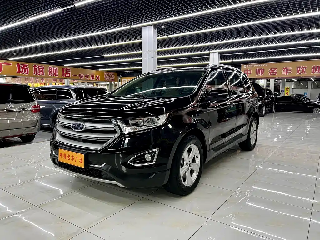 Ford Edge 2019 — фото 1