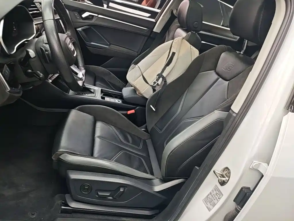 Audi Q3 Sportback 2022 — фото 15
