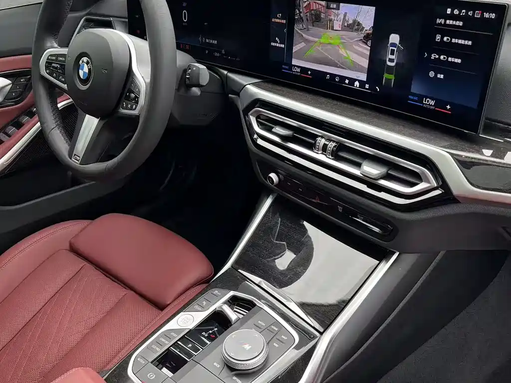 BMW 3 Series 2024 — фото 10