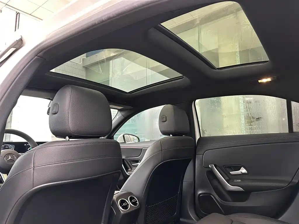 Mercedes-Benz A-Class 2021 — фото 26