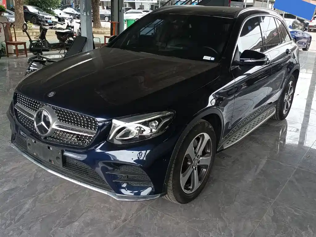 Mercedes-Benz GLC 2017 — фото 1