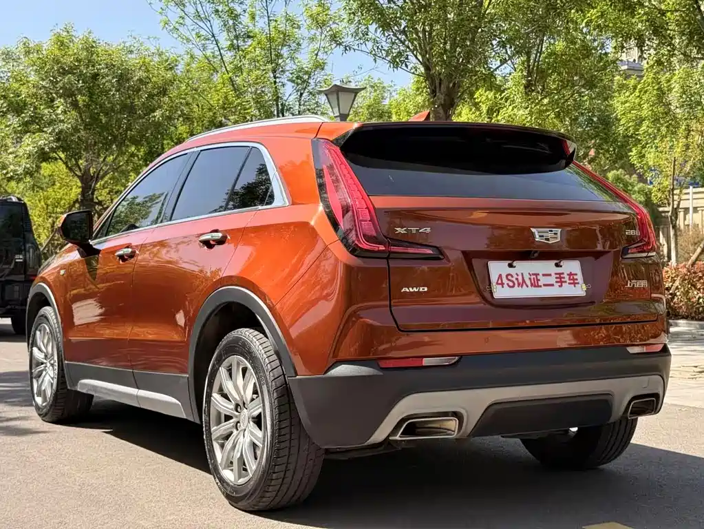 Cadillac XT4 2019 — фото 10