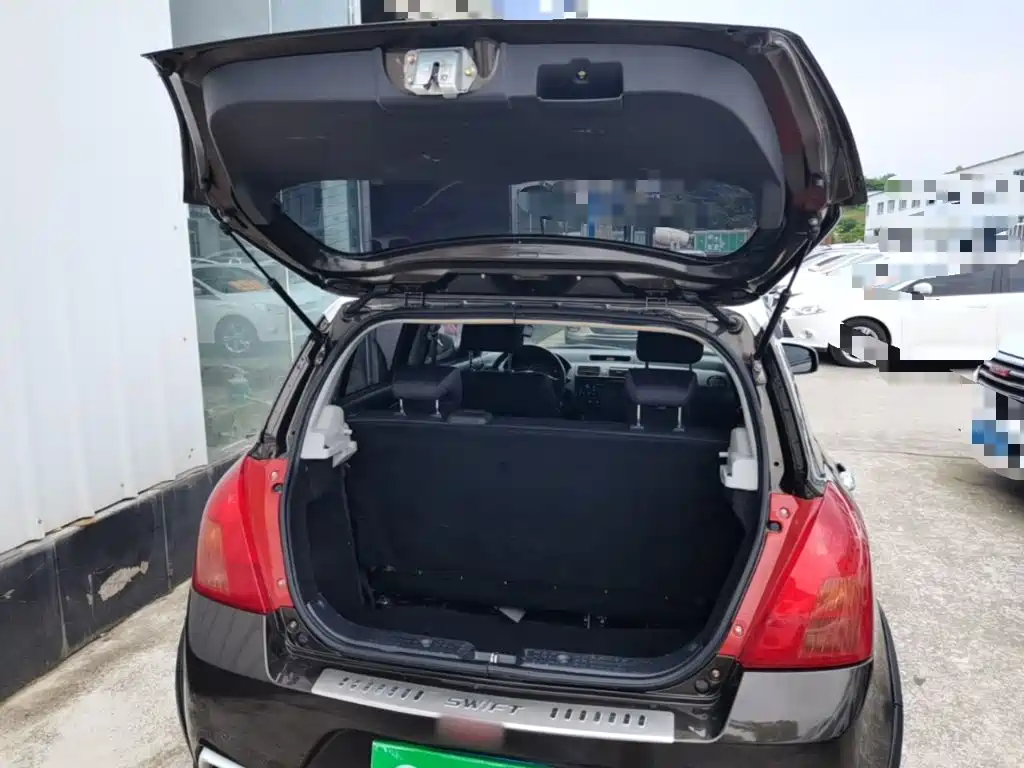 Suzuki Swift 2017 — фото 19