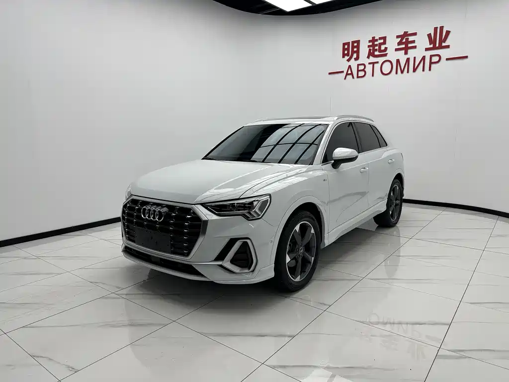 Audi Q3 2023 — фото 4