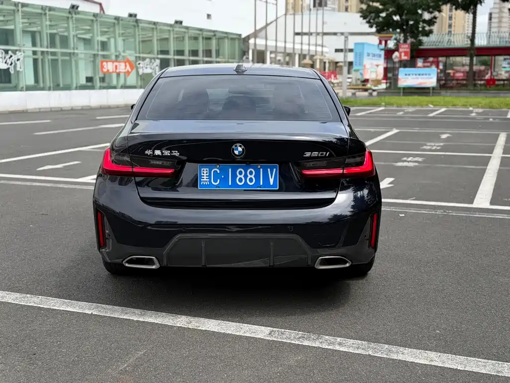 BMW 3 Series 2023