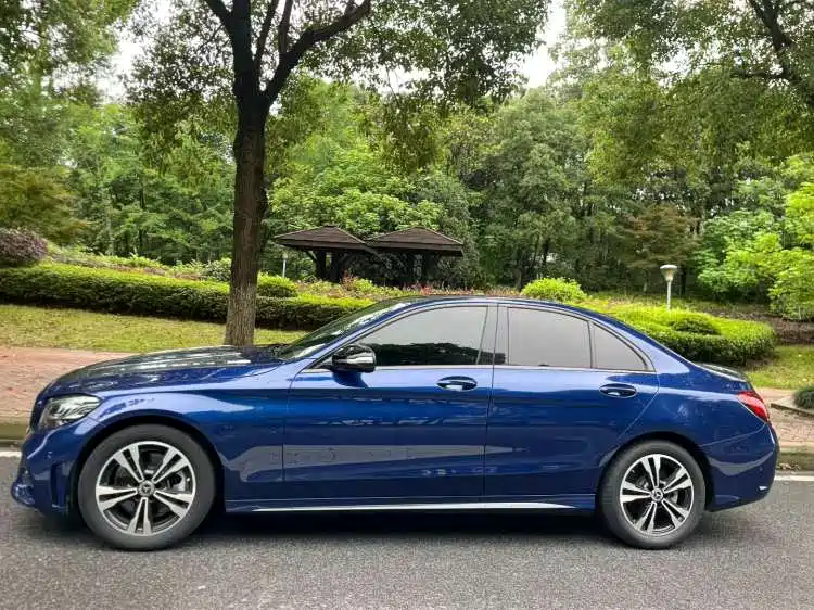 Mercedes-Benz C-Class 2020 — фото 3