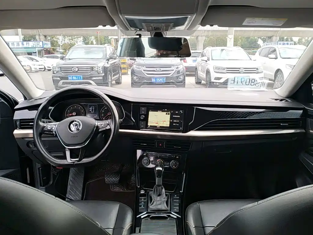 Volkswagen Passat 2019 — фото 10