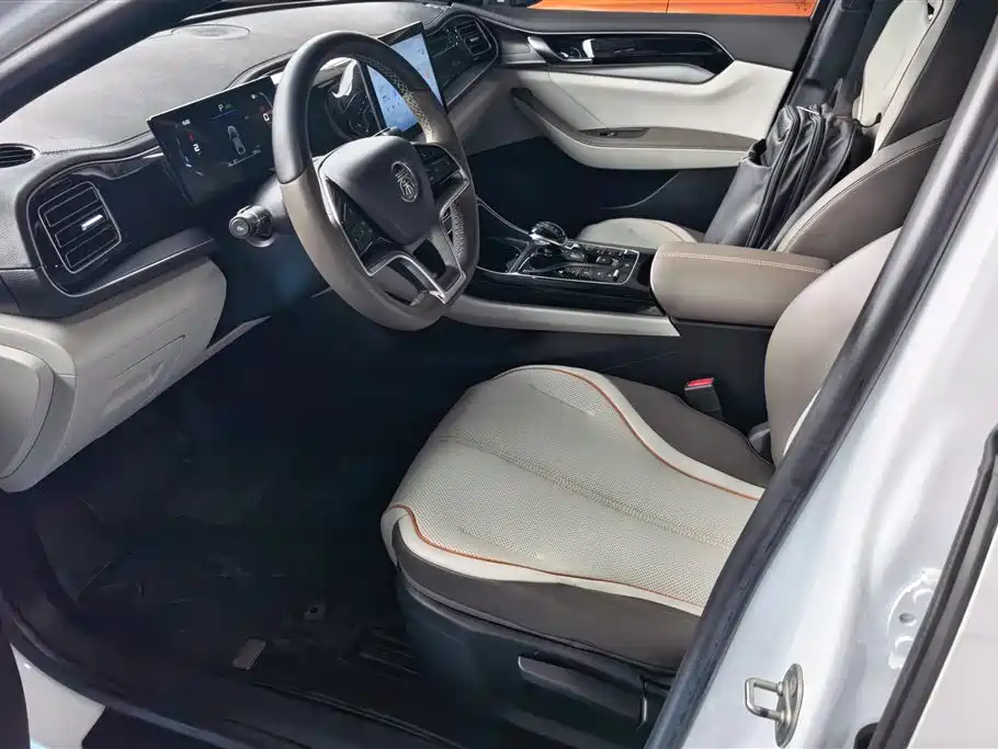 BYD Qin PLUS 2023 — фото 9