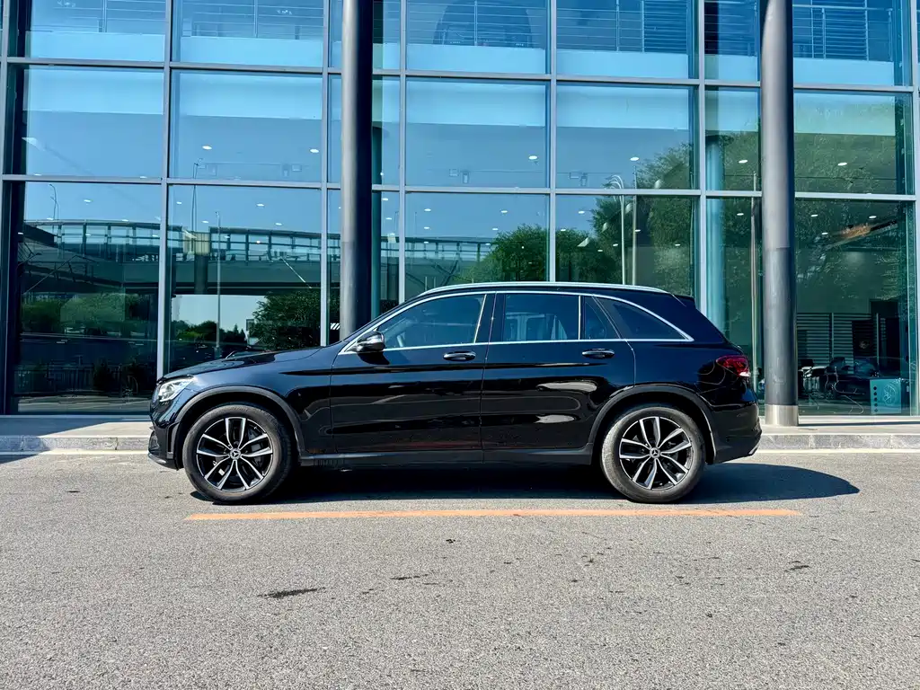 Mercedes-Benz GLC 2021