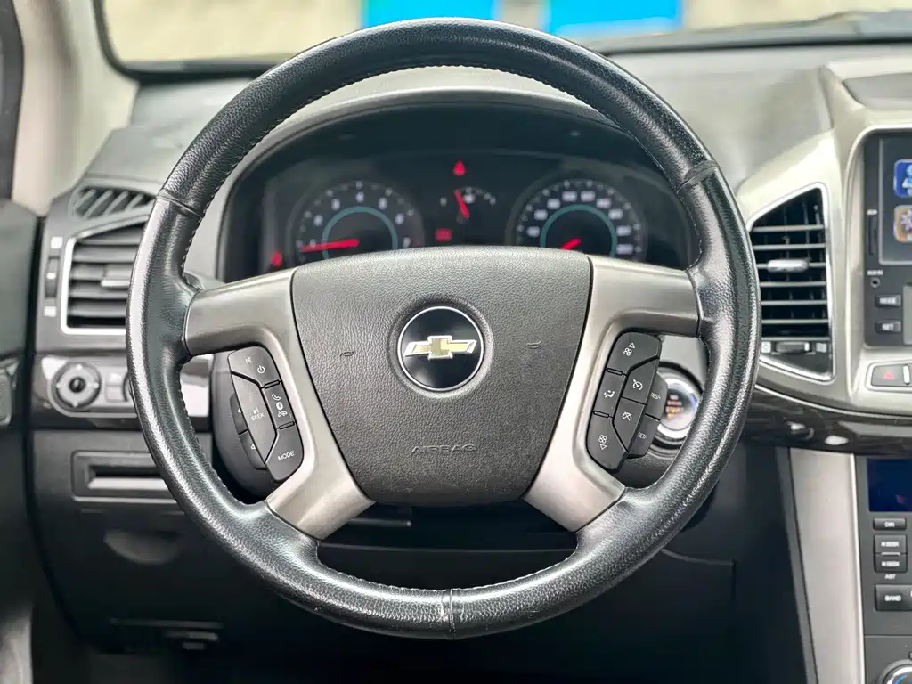 Chevrolet Captiva 2015 — фото 37