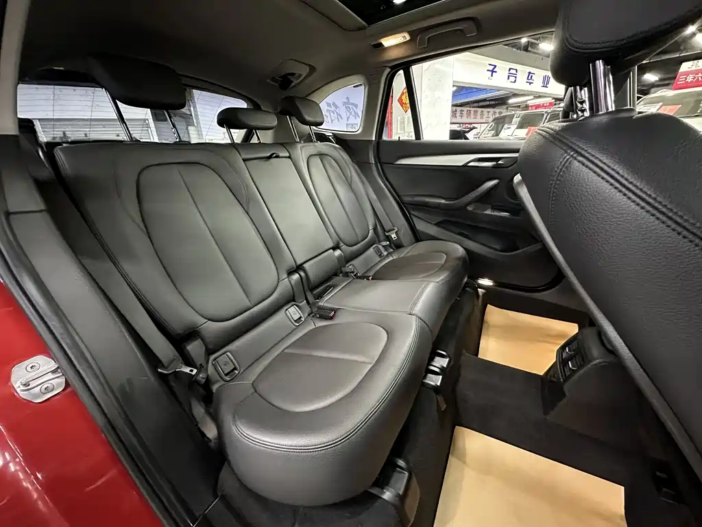 BMW X1 2018 — фото 13