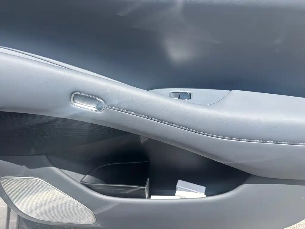 Xiaomi YU7 2025 — фото 17