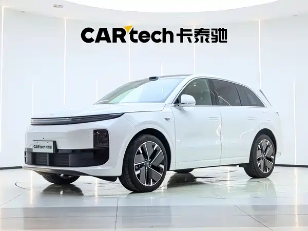 Li Auto L6 2025