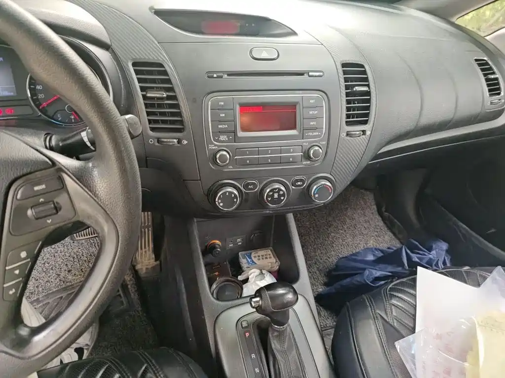Kia K3 2015