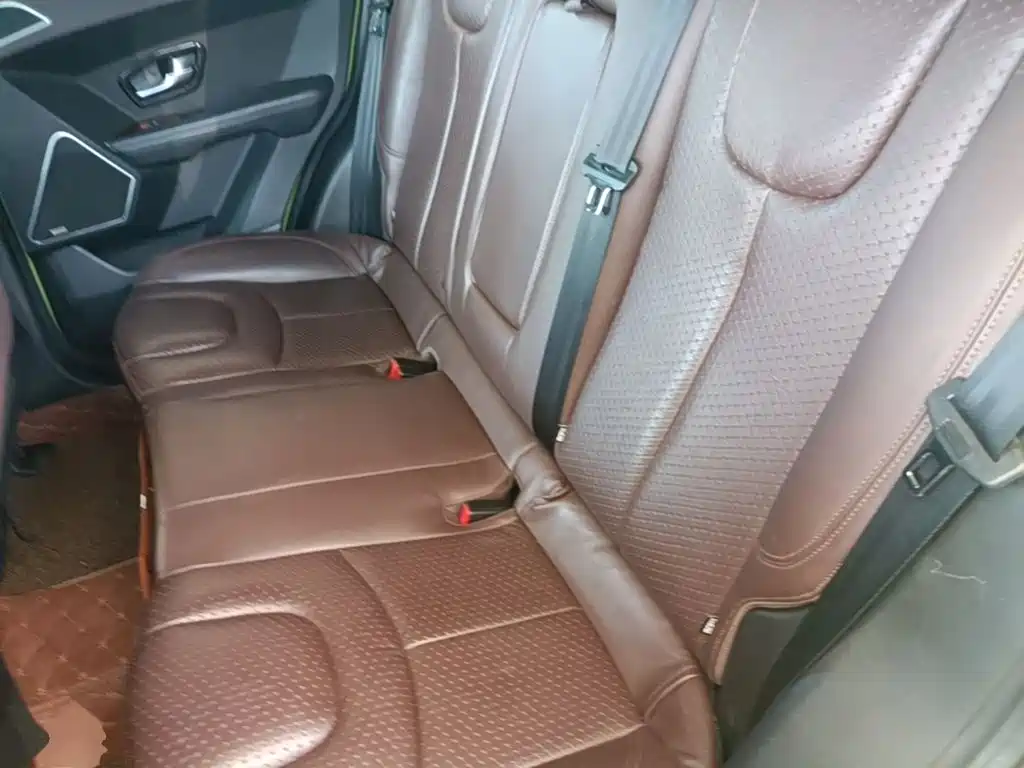 Landwind X7 2015 — фото 17