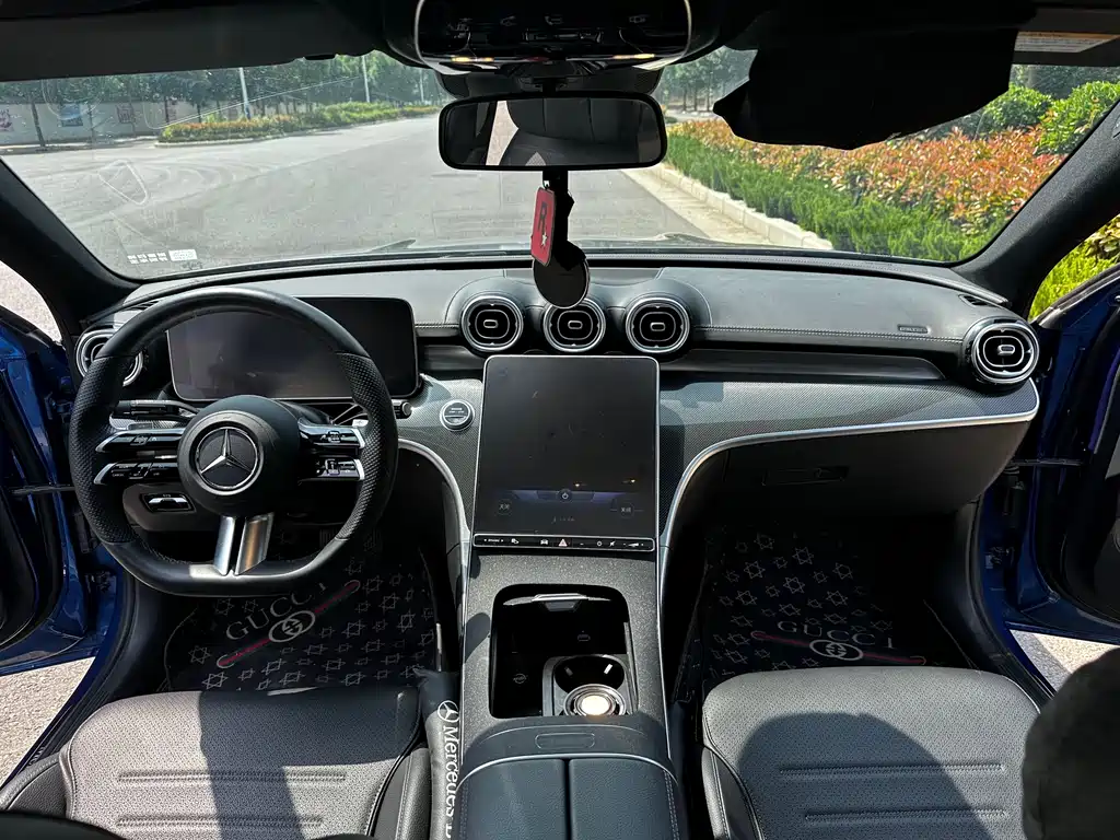 Mercedes-Benz C-Class 2022 — фото 18