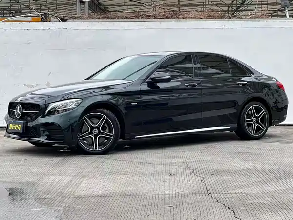 Mercedes-Benz C-Class 2021