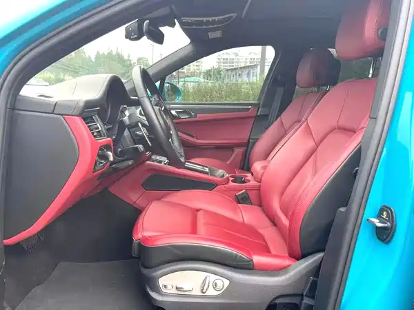 Porsche Macan 2023