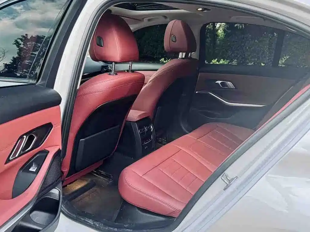 BMW 3 Series 2021