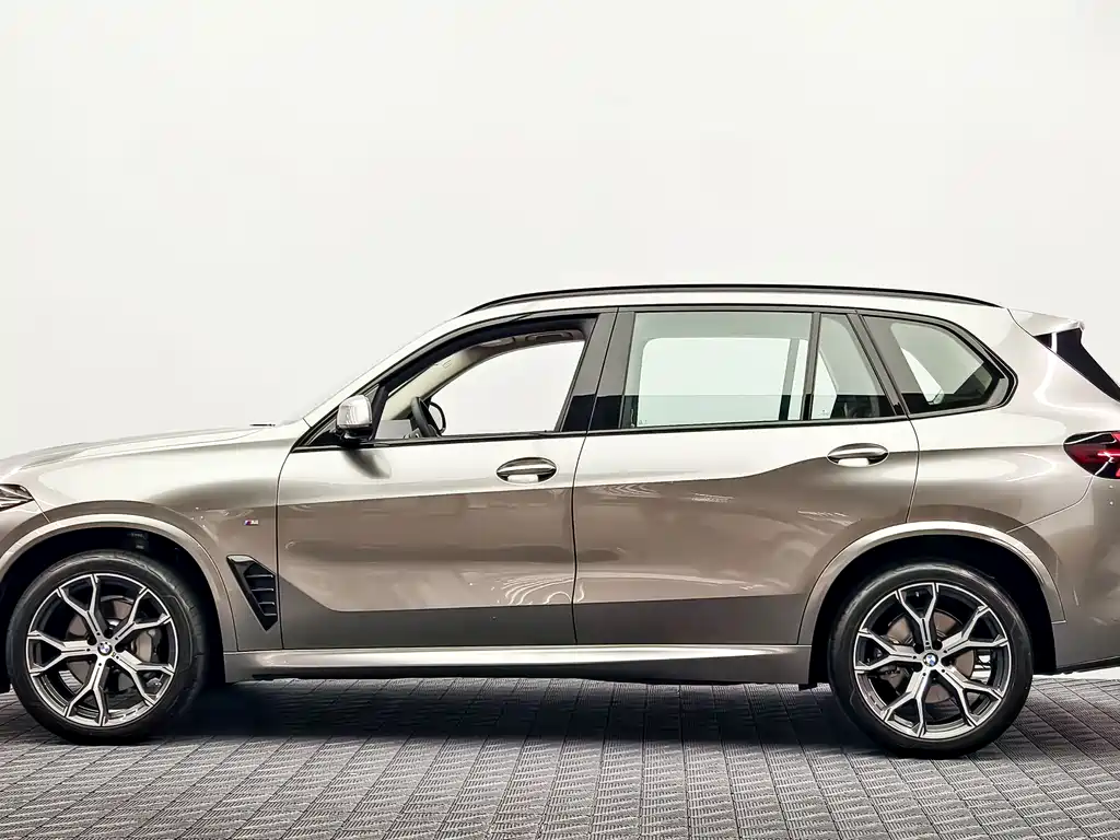 BMW X5 2026 — фото 4