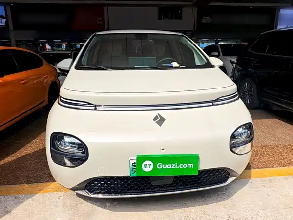 Baojun Yunduo 2023