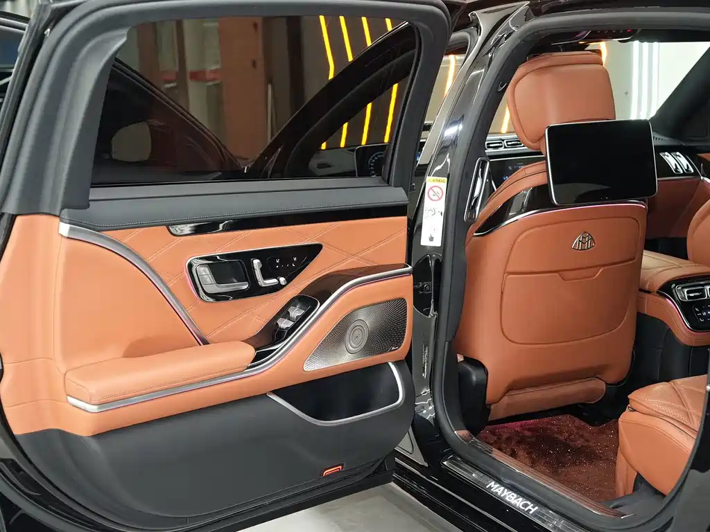 Mercedes-Benz Maybach S-Class 2021 — фото 22