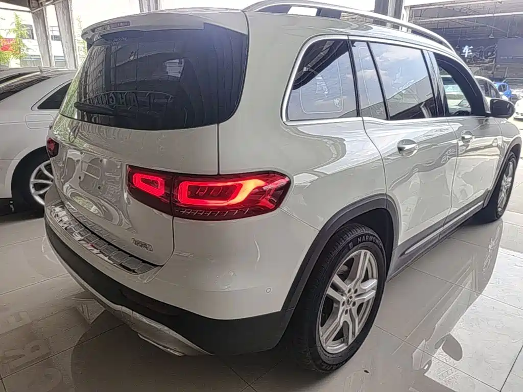 Mercedes-Benz GLB 2020