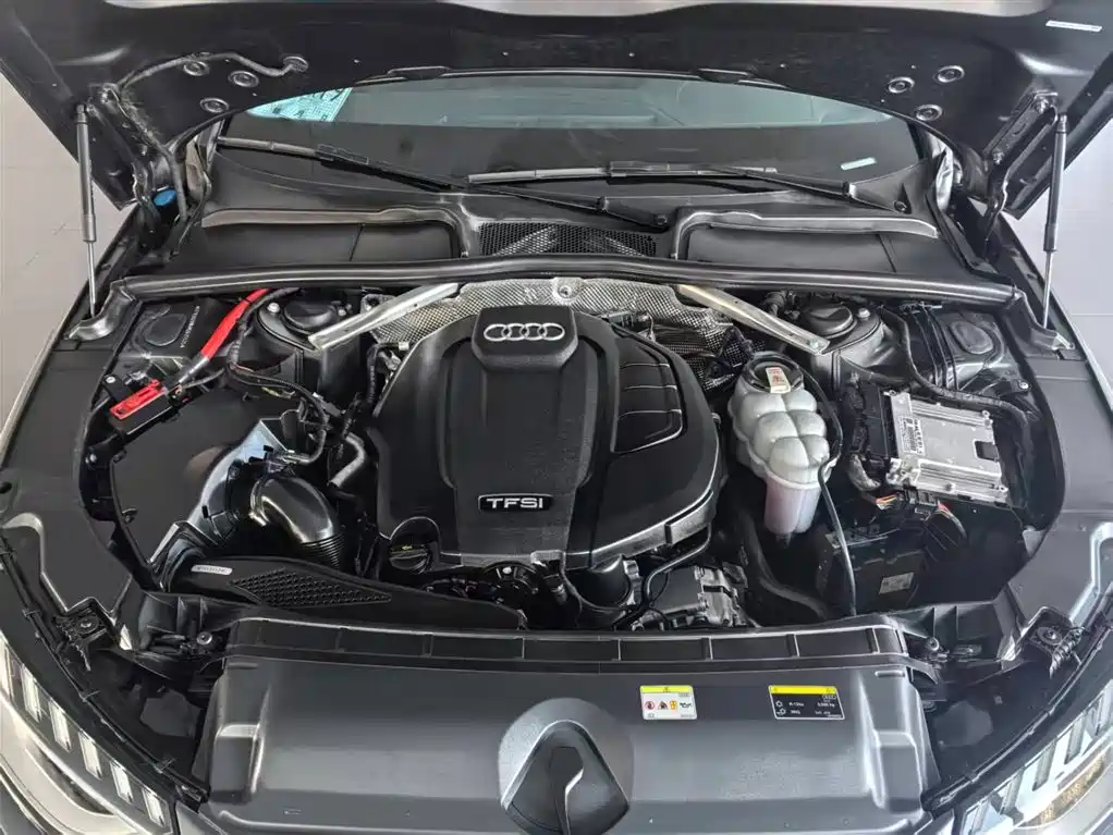 Audi A4L 2021