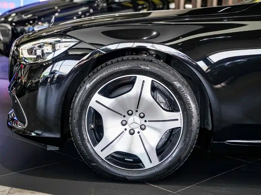 Mercedes-Benz S-Class 2023 — фото 16