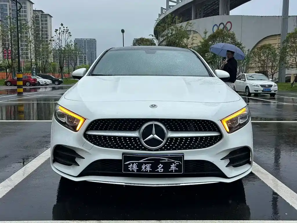 Mercedes-Benz A-Class 2021 — фото 1