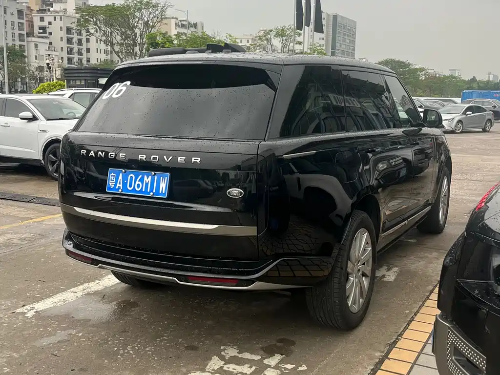 Land Rover Range Rover 2024 — фото 10