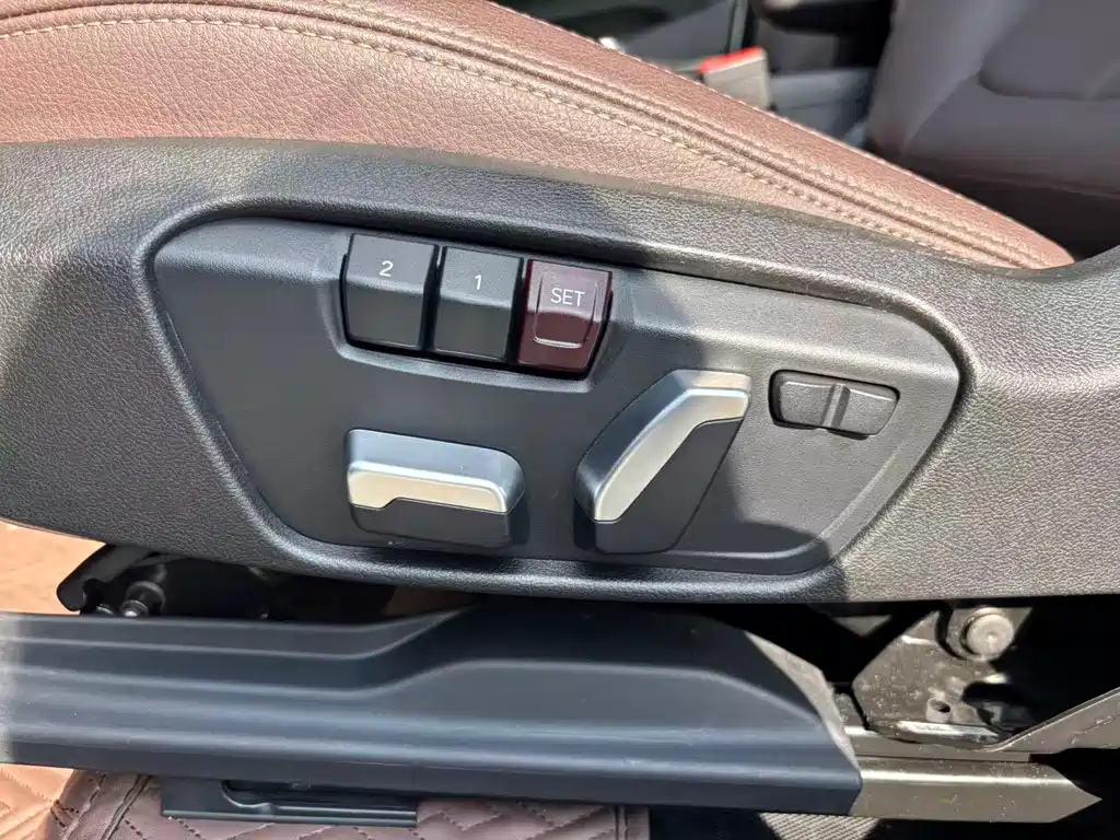 BMW X2 2023 — фото 20