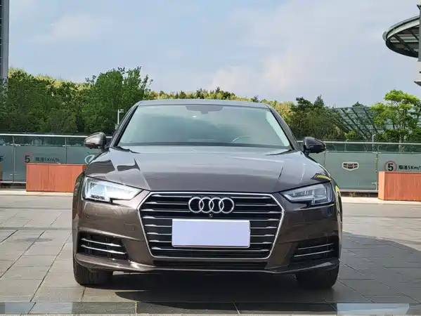 Audi A4L 2017