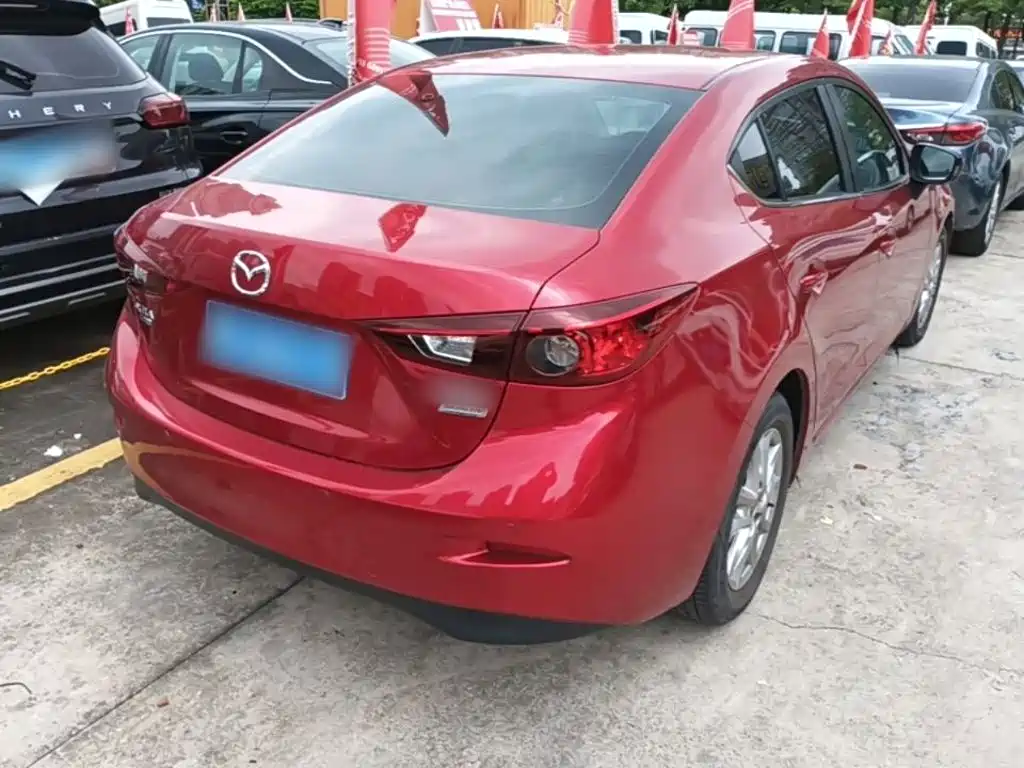 Mazda 3 Axela 2015 — фото 7