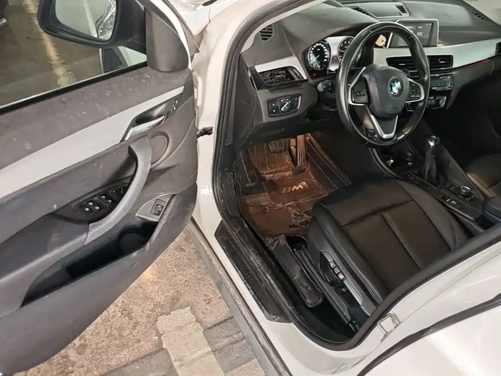 BMW X1 2018 — фото 16