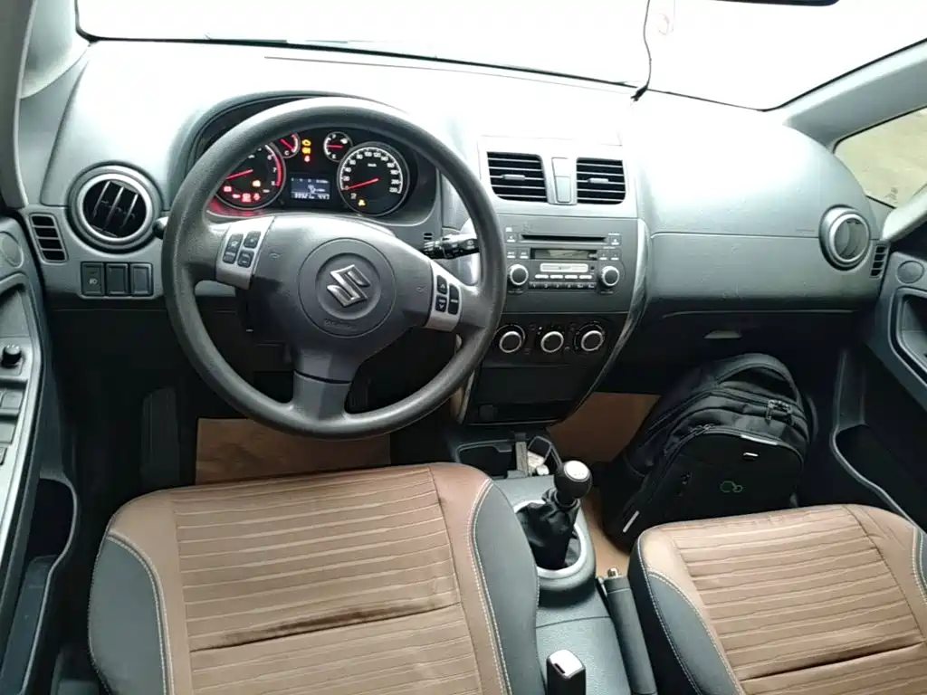Suzuki SX4 2018 — фото 10
