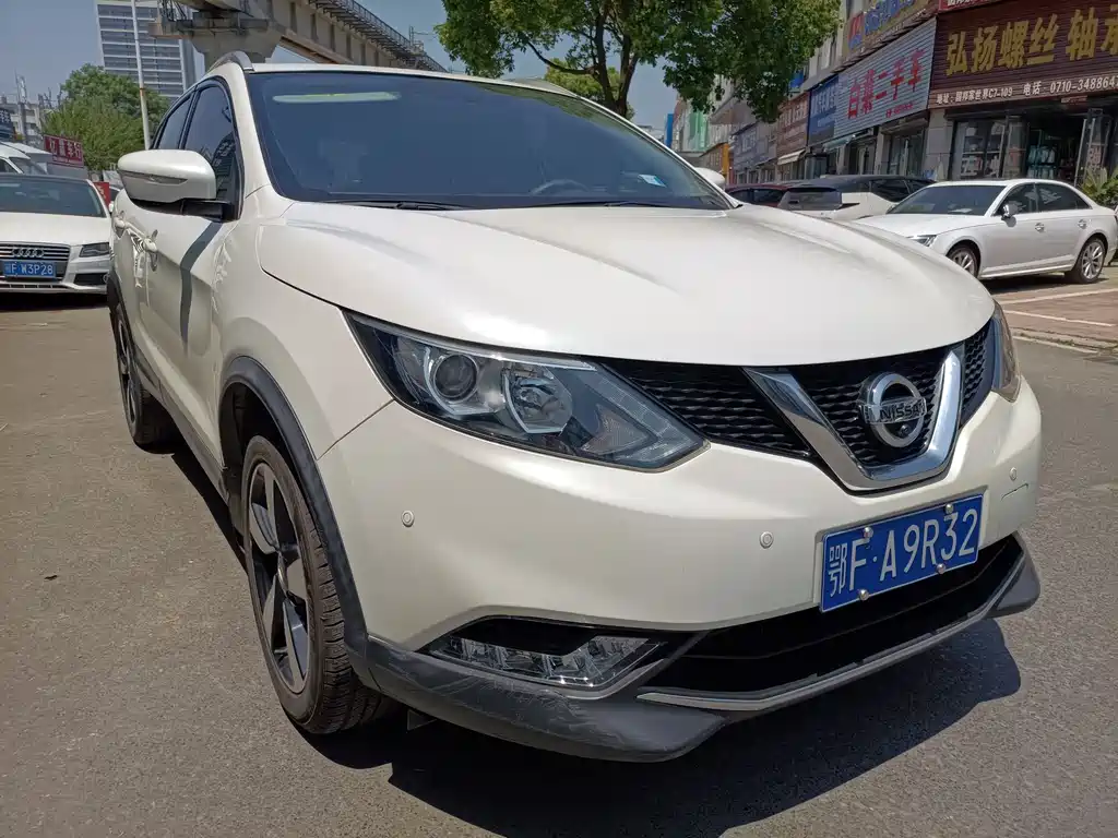 Nissan Qashqai 2018 — фото 3