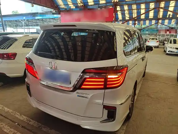 Honda Elysion 2021
