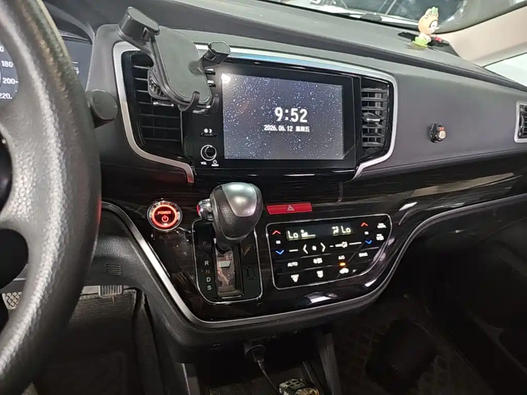 Honda Odyssey 2021 — фото 13