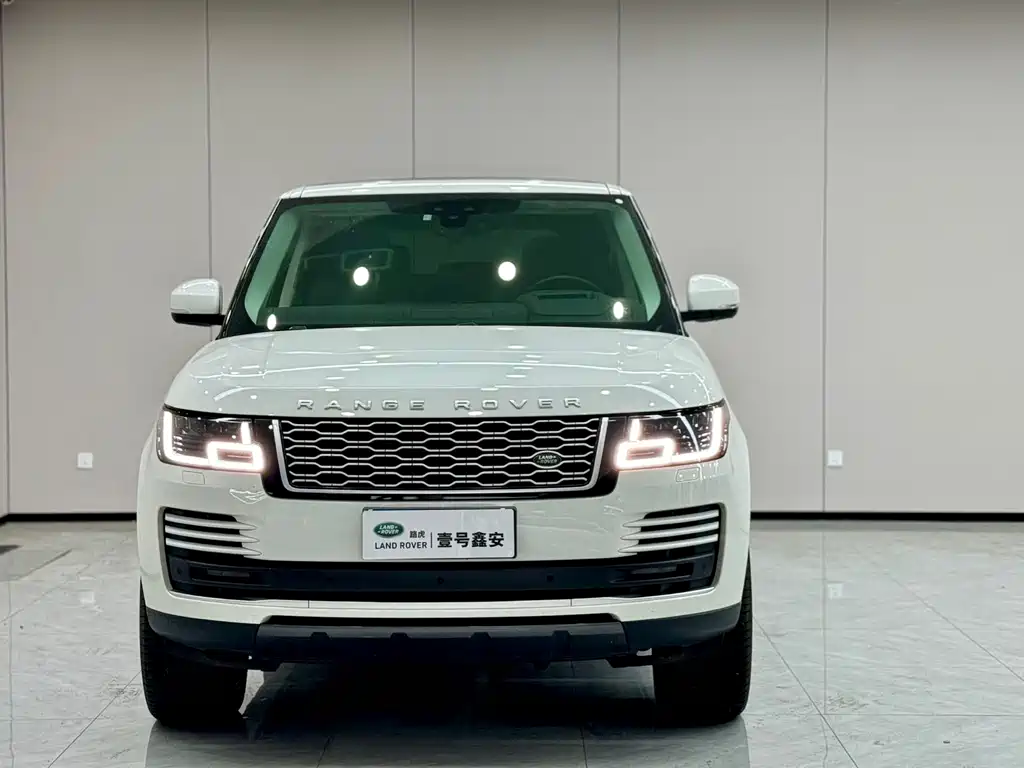 Land Rover Range Rover 2021 — фото 2